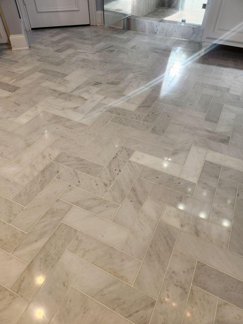 Tile-grout-cleaning-permanent-stained-grout-lines-need-color-grout-Ultra-Clean-grout-coloring