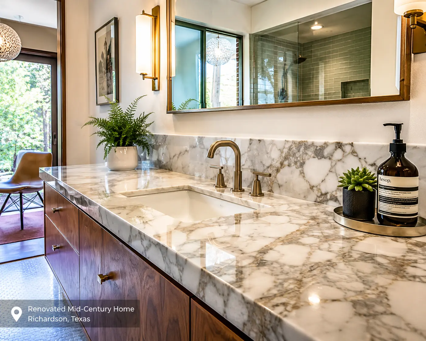 Mid-century_modern_bathroom_in_Richardson | Ultra Clean