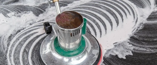 marble-polishing-process-on-marble-floors